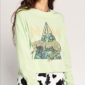 Def Leopard Animal Green Longsleeve Crop Tee 100% Cotton